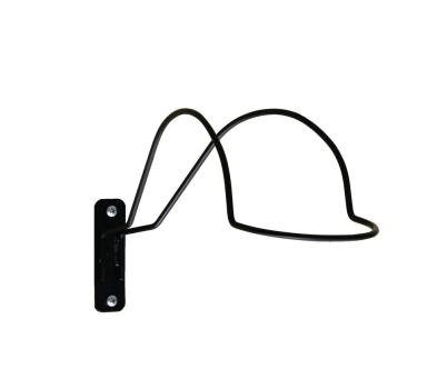 Ablage für Reithelme