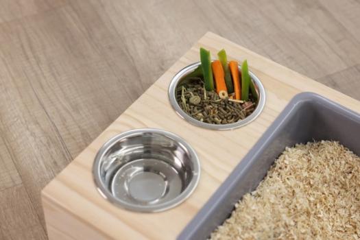 Kaninchen Buddelkiste mit Futterstation und Heuraufe Echtholz unbehandelt - auch als Nagertoilette nutzbar