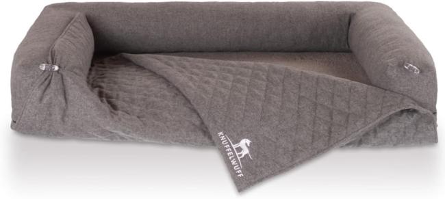 Orthopädisches 2in1 Sofaschutz Hundebett Yona Knuffelwuff - Bezug abnehmbar, Hundesofa auch als Kofferraumbett nutzbar
