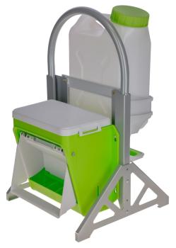 Mobiler Standfuß für SmartCoop Geflügeltränke und Futterautomat
