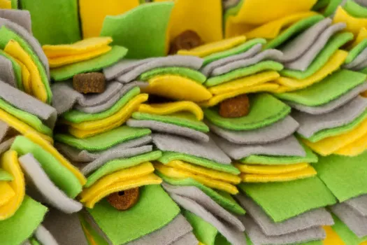Schnüffelteppich - Schnüffelmatte für Suchspiele und Schnüffelspiele, bremst Schlinger aus (Slow Feeder)