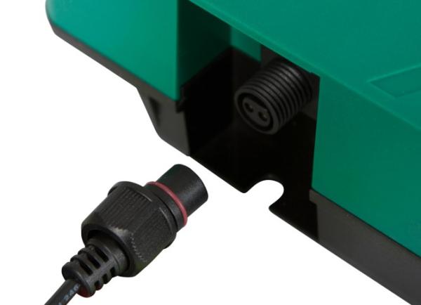 AKO Duo Power X 4000 Weidezaungerät 12V/230V für längere Zaunanlagen auch mit Bewuchs