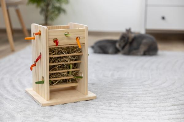 Heuraufe Meerschweinchen und Kaninchen - Heu- und Gemüseturm - Futterraufe Echtholz 24 x 24 x 30 cm