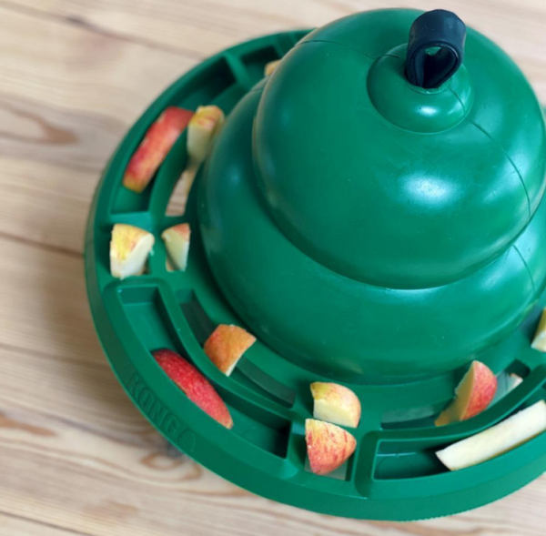 Kong Kit für Pferde Beschäftigungsspielzeug mit extra Ring - Equine (Pferd) 12 Zoll (30cm) Classic Green 4.5lb (2kg)