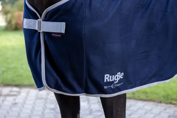 Transportdecke und Abschwitzdecke RugBe Economic - Fleecedecke für Pferde