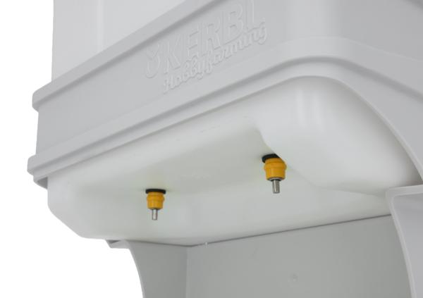 SmartCoop Geflügeltränke 10L Hühnertränke mit Wandhalterung