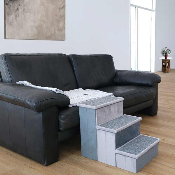 Hundetreppe als Aufstiegshilfe auf Couch oder Bett